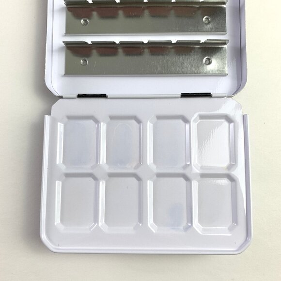 Schmincke Empty Metal Watercolour Box - Holds 9 Full Pans or 18 Half Pans (#4) - Picture 7 of 7
